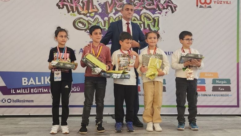 Balıkesirli Öğrenciler Zekalarıyla Yarıştı