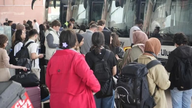 Balıkesir'de Üniversiteliler Yaz Tatiline Ne Zaman Çıkacak?