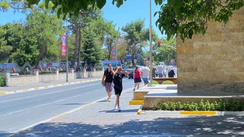 Güneşi Gören Balıkesirliler Şortlara Geçti