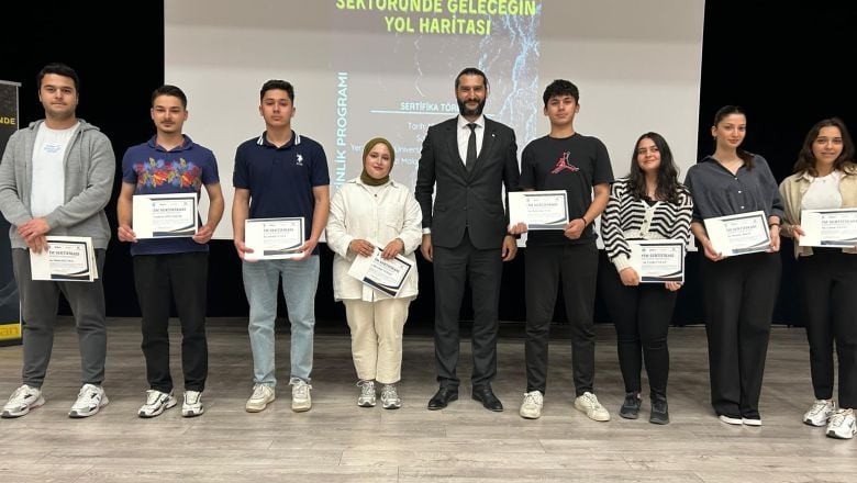 Üniversite-Sanayi İş Birliği Eğitimle Taçlandı