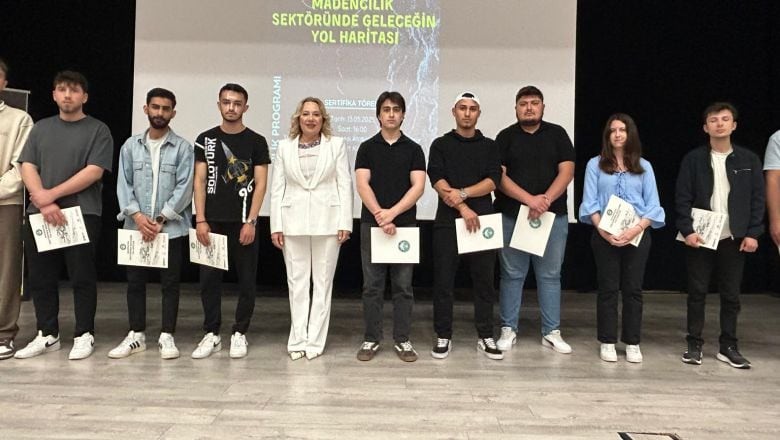 Üniversite-Sanayi İş Birliği Eğitimle Taçlandı