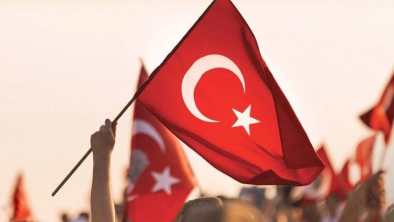 Balıkesir'de Türk Bayrağı Nereden Alınır?