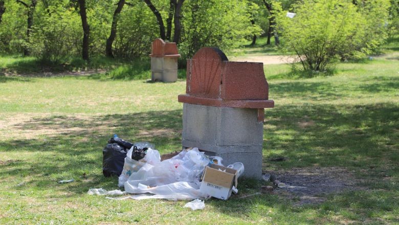 Gönen'de Şenlik Bitti Temizlik Başladı
