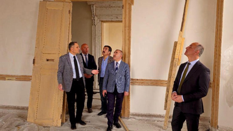 Ayvalık'ta Eğitime İki Yönlü Bakış: Geleceğin Okulu ve Tarihin Mirası Aynı Gün Ziyaret Edildi