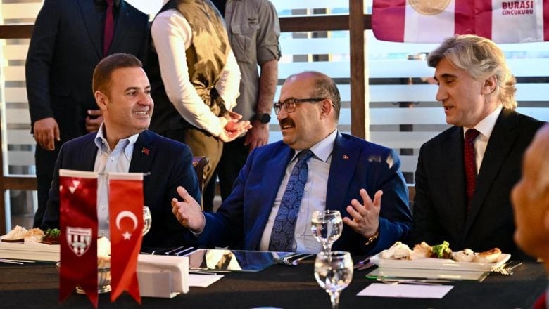 Akın’dan Bandırmaspor’a Destek