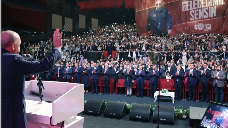 Gençlik Zirvesi İstanbul Kongre Merkezinde Yapıldı