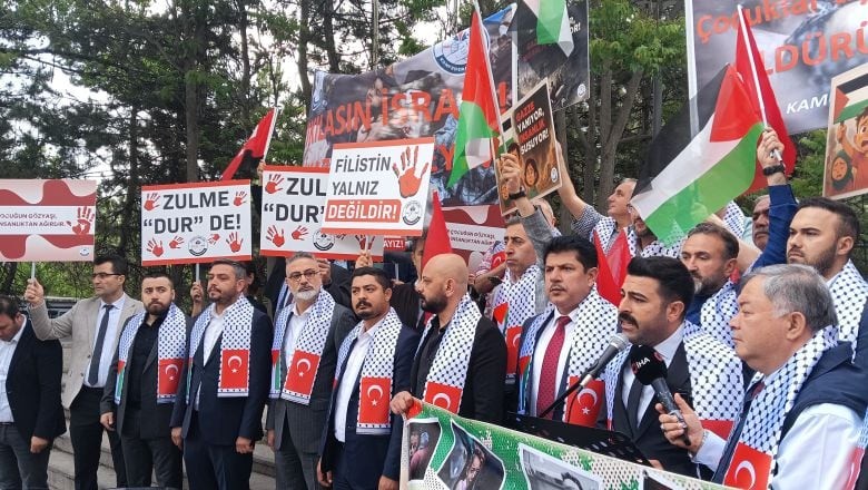 Sendikalardan İsrail Büyükelçiliği Önünde Protesto 