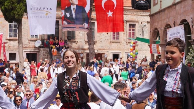 8. Ayvalık Küçükköy Teferic Şenlikleri’nin Programı Açıklandı 