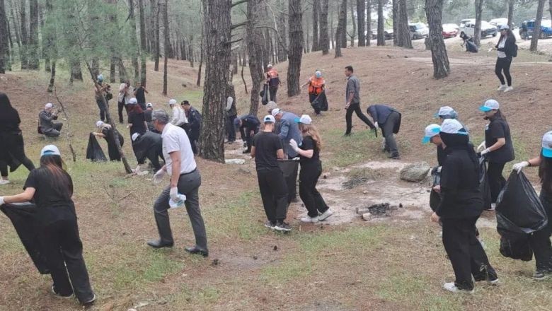 Kazdağları 'Orman Benim' Etkinliği İle Atıklardan Arındırıldı