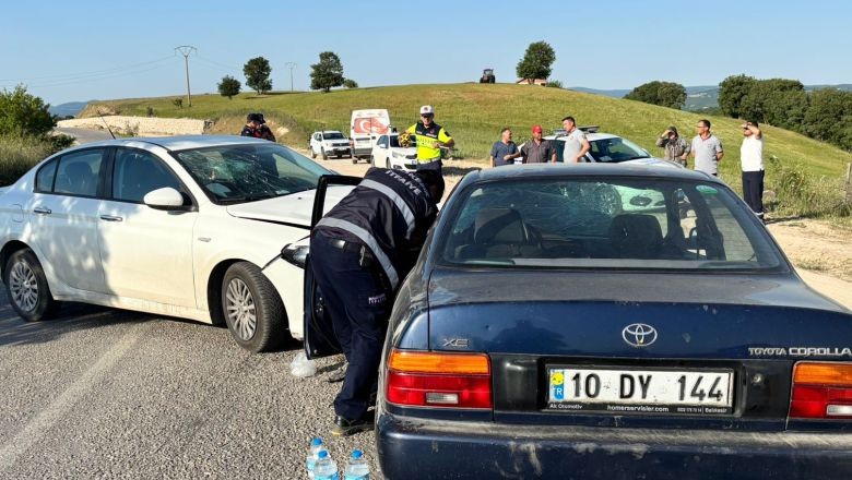  İvrindi’de Trafik Kazası: 5 Kişi Yaralandı