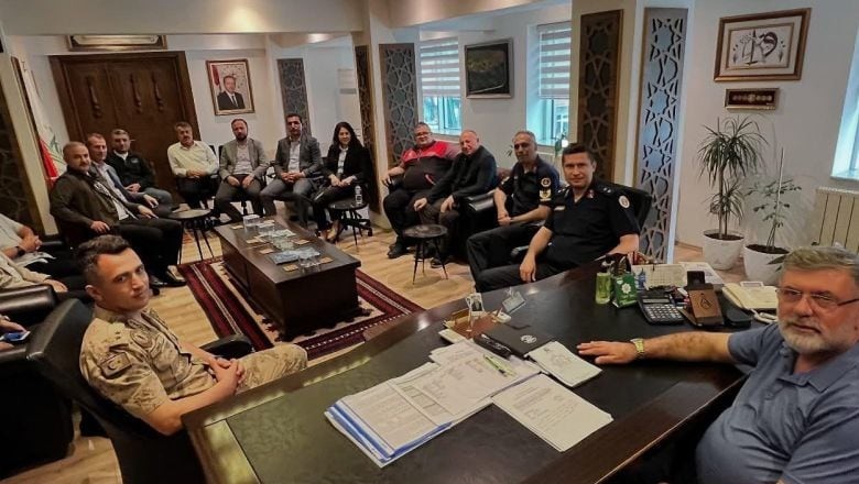  Kol Kola Kepsut İçin! Kurumlar Başkan’la Aynı Masada. 