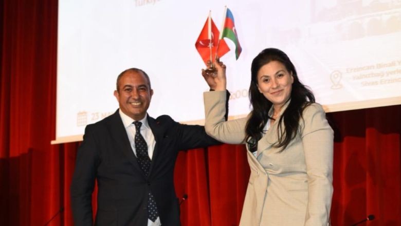 Erzincan'da "Batı Azerbaycan'a Dönüş" Projesi Kapsamında Konferans Düzenlendi. 