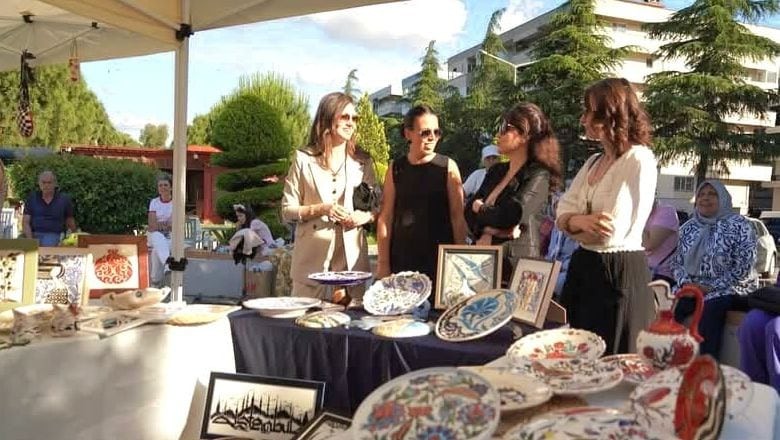  Edremit’te HEM Kursiyerlerinin El Sanatları Sergisi Göz Kamaştırdı