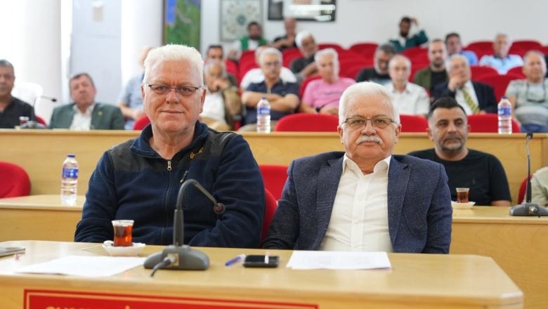  Burhaniye Belediyespor’da Olağanüstü Genel Kurul Gerçekleştirildi