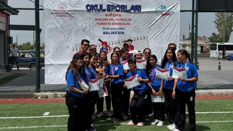Softbol Türkiye Şampiyonası Balıkesir’de Tamamlandı