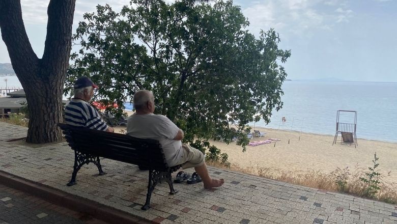 Balıkesir’de Kapalı Havaya Rağmen Deniz Sezonu Açıldı