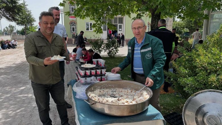  DSİ Personelinden Çayırhisar’da Pilav Hayrı