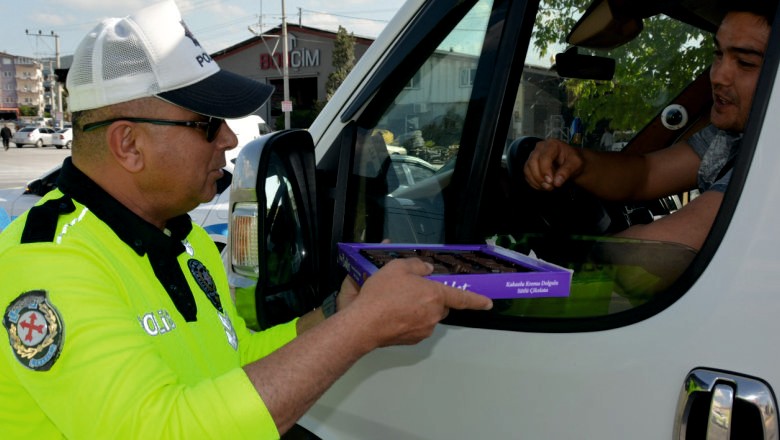  Bigadiç’te Trafik Haftası’na Tatlı Dokunuş 
