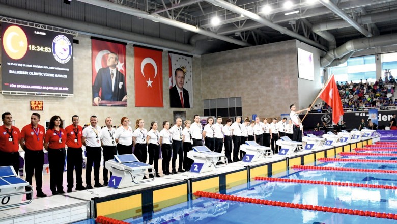 Balıkesir'de, Yüzme Ulusal Gelişim Ligi başladı