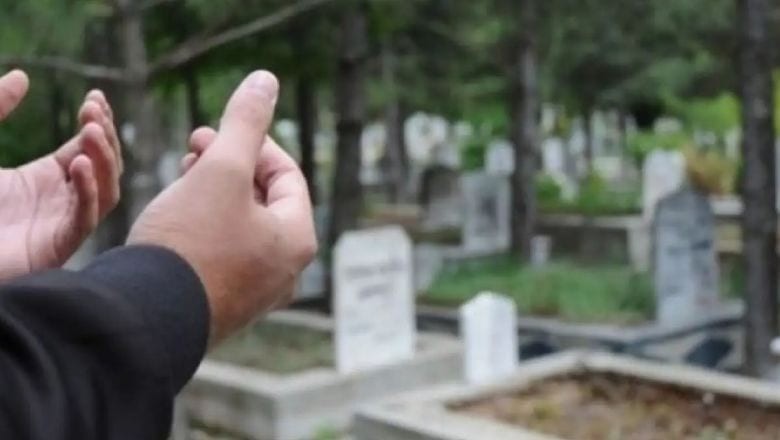 Bayramda Mezarlığa Ne Zaman Gidilir?