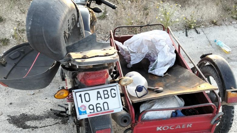 Aynı Yönde İlerliyorlardı, Kavşakta Çarpıştılar!