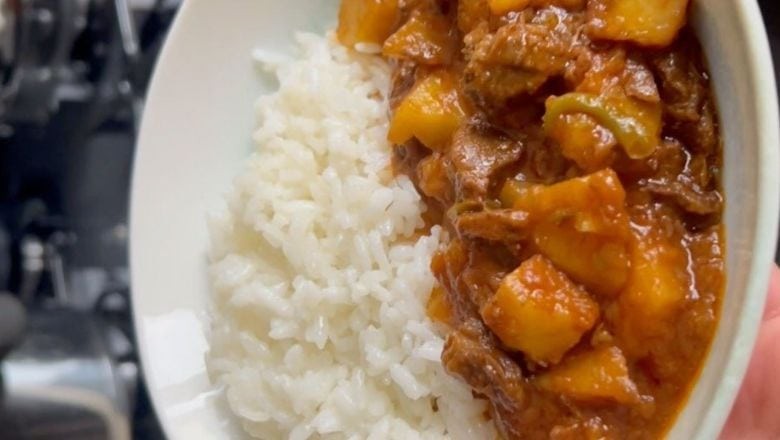 Kurban Etiyle Yumuşacık Tas Kebabı Tarifi