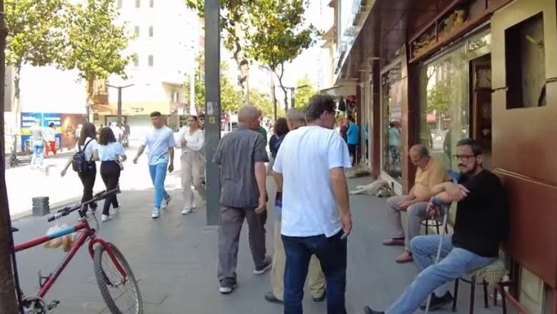 Milli Kuvvetler Caddesinde Bayramlık Telaşı