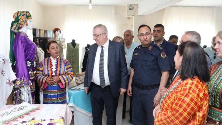 Edremit’te Yıl Sonu Sergisi Görkemli Törenle Açıldı