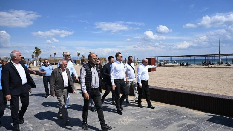 Sarımsaklı Plajı ziyaretçilerini bekliyor