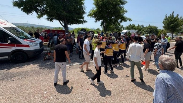Balıkesir'de Ani Fren Faciası! Araç Ters Döndü!
