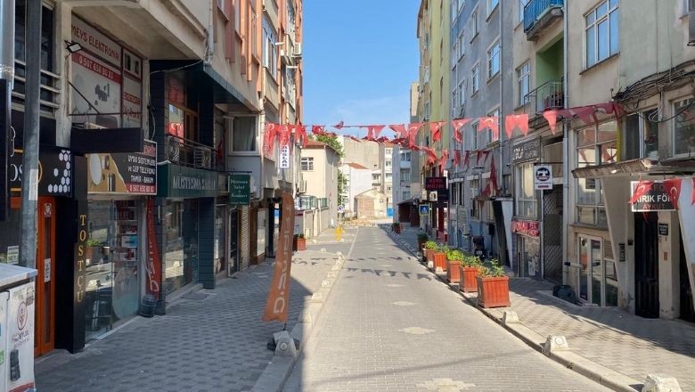 Balıkesir’de Kepenkler Kapalı!