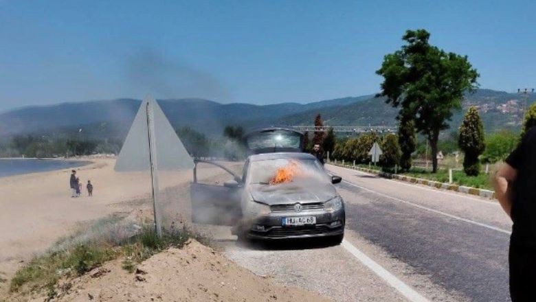 Erdek’te Yanan Araç Kullanılamaz Hale Geldi