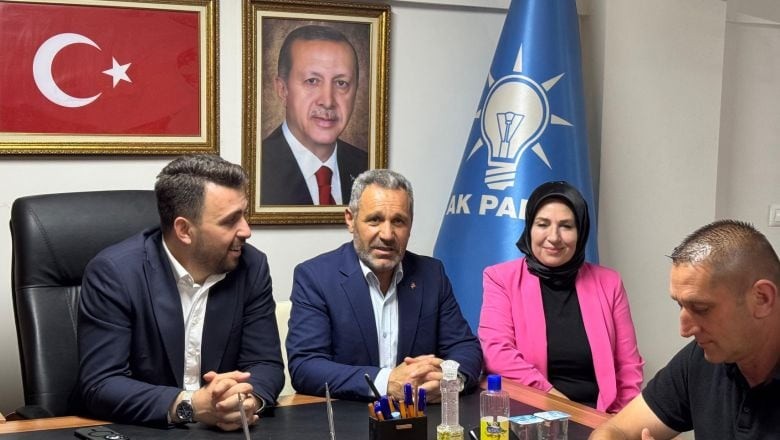 AK Parti Balıkesir Milletvekili Öztaylan’dan Erdek Teşkilatına Bayram Ziyareti