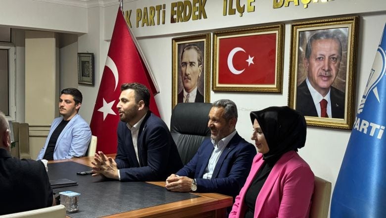 AK Parti Balıkesir Milletvekili Öztaylan’dan Erdek Teşkilatına Bayram Ziyareti