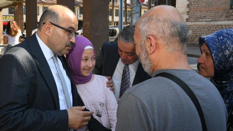 Vali İsmail Ustaoğlu’ndan Bayram Öncesi Esnaf Ziyareti