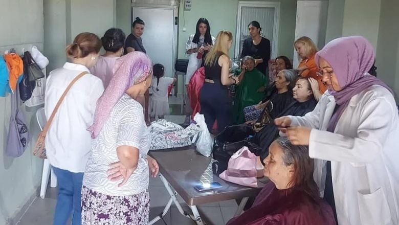  Edremit’te Bayram Öncesi Güzellik Kırsala Taşındı