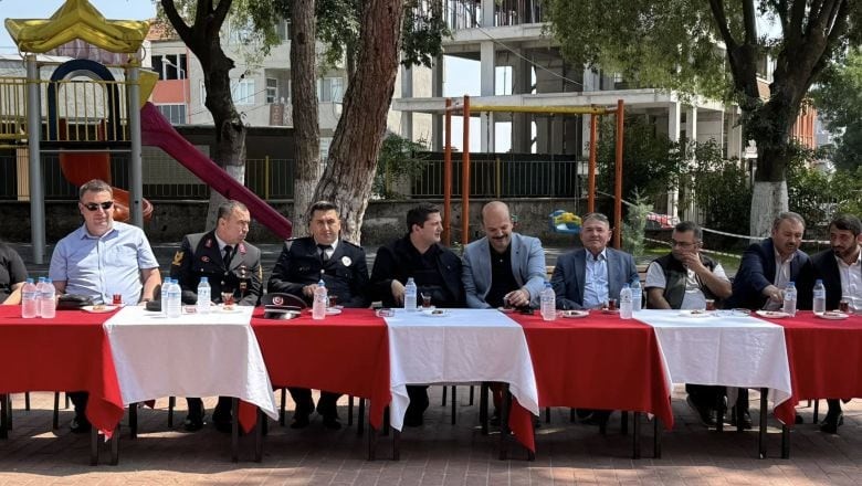 İvrindi’de Bayramlaşma Törenine Yoğun Katılım 
