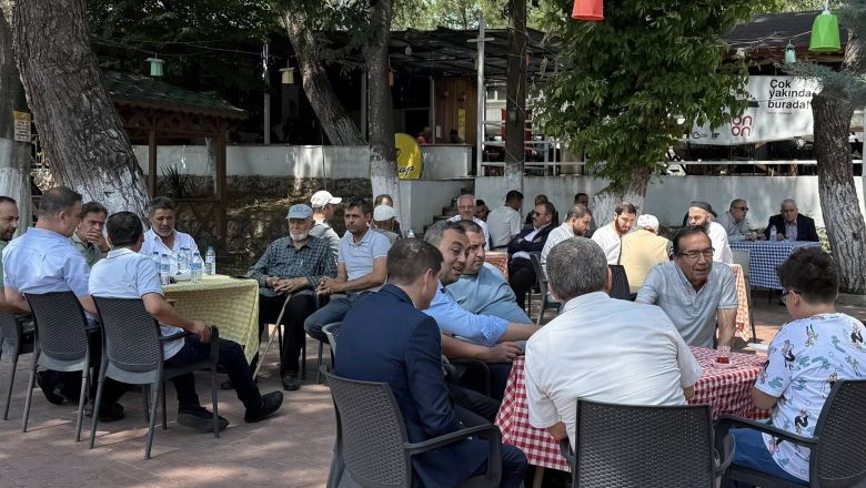 İvrindi’de Bayramlaşma Törenine Yoğun Katılım 