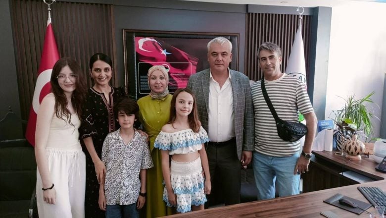  Başkan Ali Koyuncu, Bayramda Vatandaşlarla Kucaklaştı