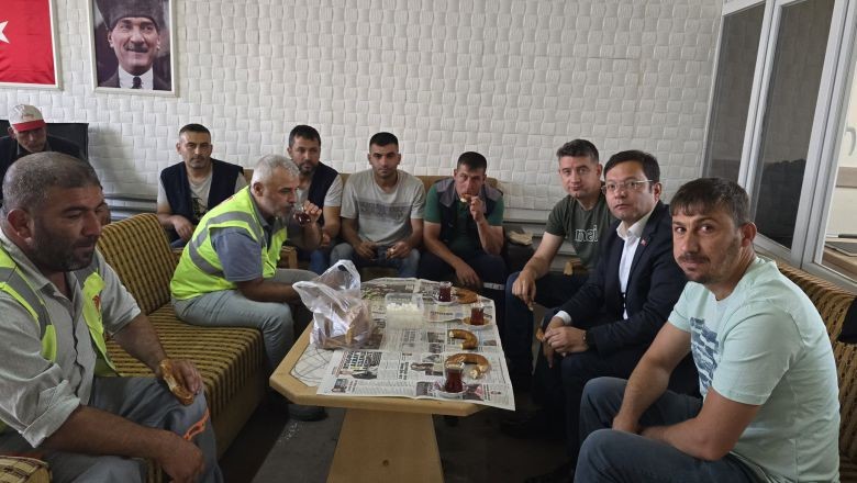 Başkan Sak’tan Bayramda Görev Başında Olan Ekiplere Ziyaret 