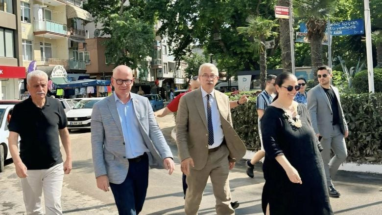  Erdek’te Bayram Coşkusu: Serkan Sarı’dan Dayanışma Vurgusu 