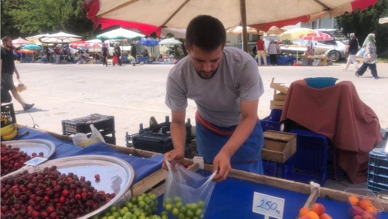  Şeftali 100 TL’ye Dayandı