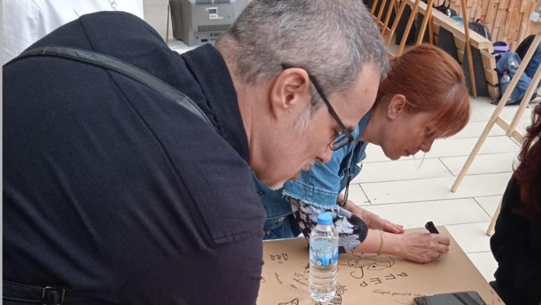 Zühtü’nün Fırçası Londra’ya Uzanıyor. 