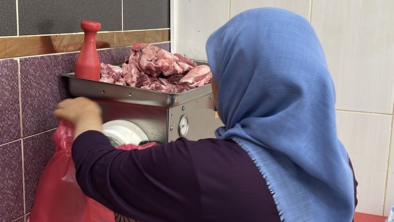 Kasaplarda Kıyma Sucuk Mesaisi 