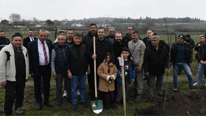Mansur Yavaş İçin Toprak Kazdılar