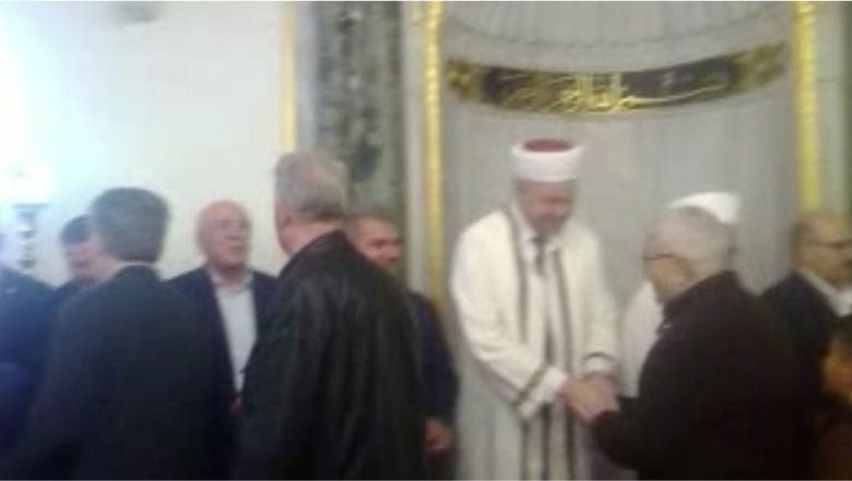 Balıkesir'de Bayram Namazı Retro Kamerayla Yansıtıldı