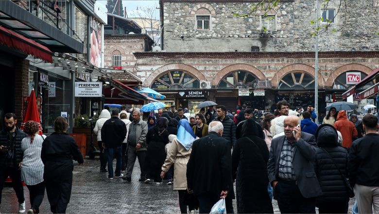 Balıkesir'de "Boykot Çağrısı"na Rağmen Alışveriş Devam Etti