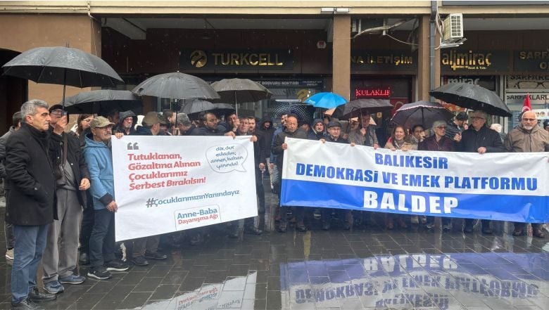 Öğrenci Gözaltılarına Balıkesir’den Tepki
