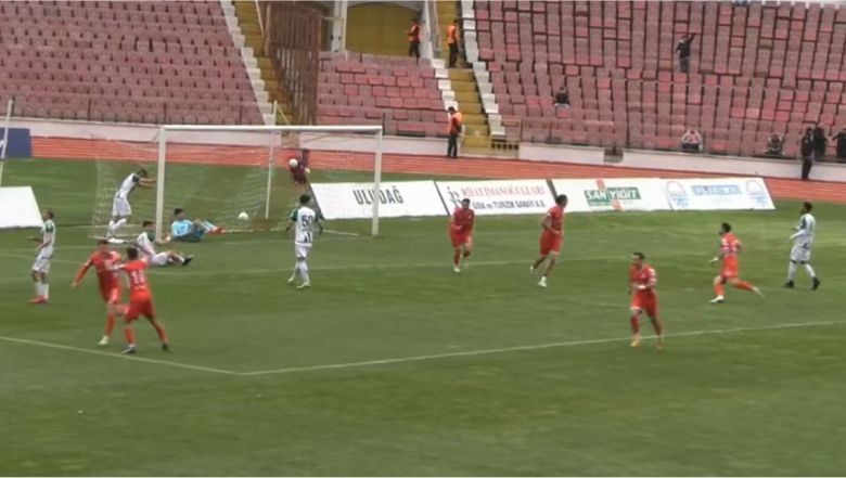 Balıkesirspor Teknik Direktörü'nden Açıklama