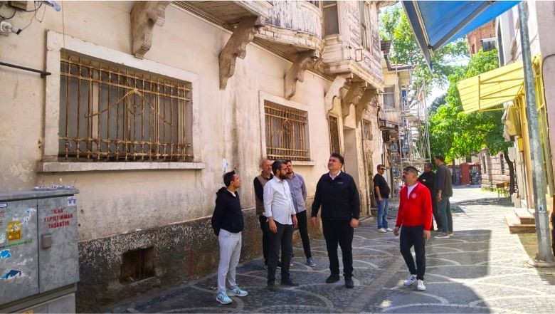 Emin Ersoy Sarraflar Caddesi'ne Yakın Takipte